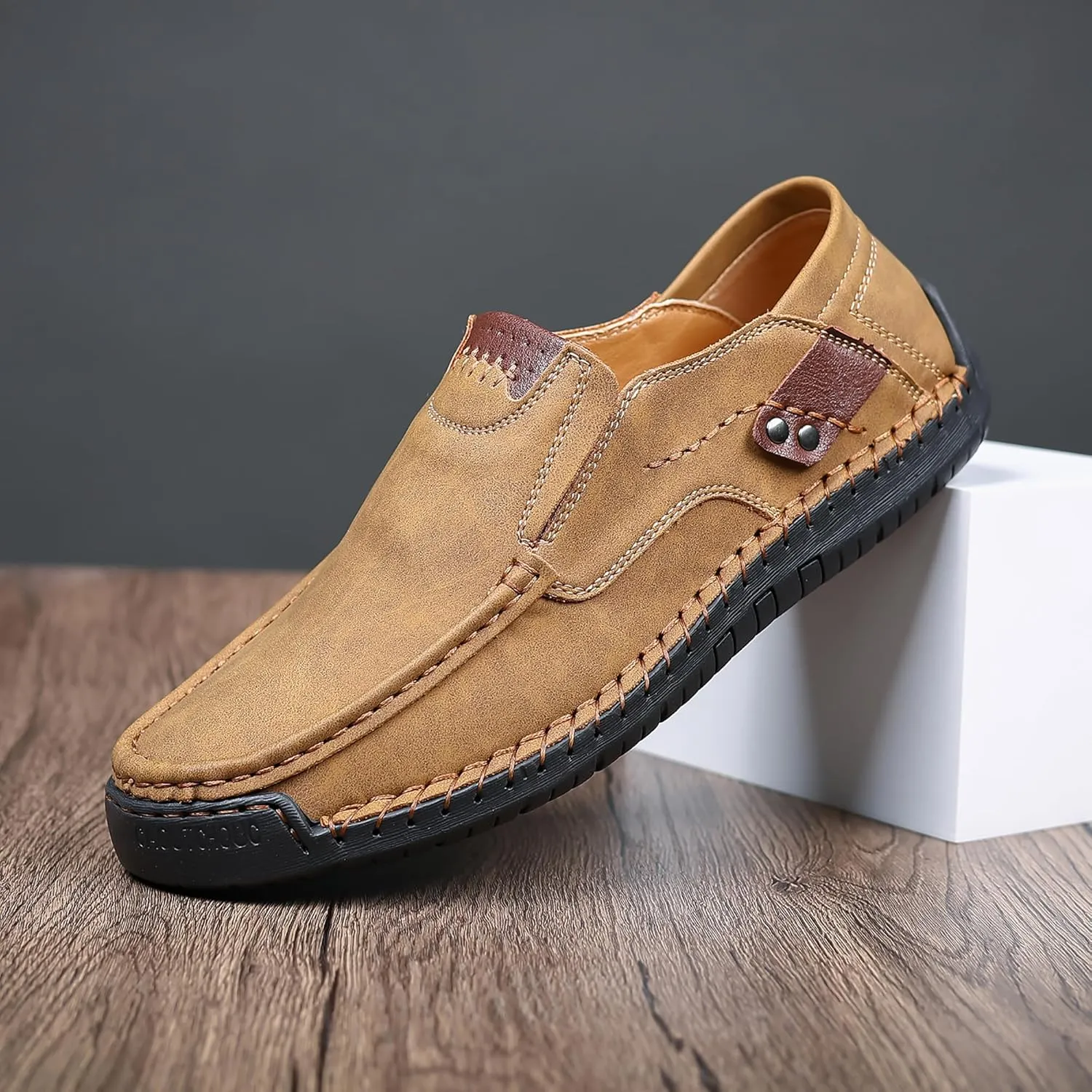 Coramtty Mens Loafers Casual Slip on Shoes Business Moccasins Lightweight Refreshing Classic Slippers Walking Driving Travelling Outdoor