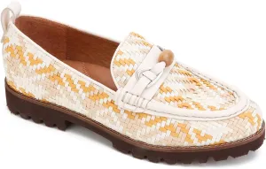 Gentle Souls by Kenneth Cole Women's Eugene Lug Bit Loafer