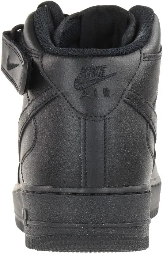 NIKE Men's Sneakers