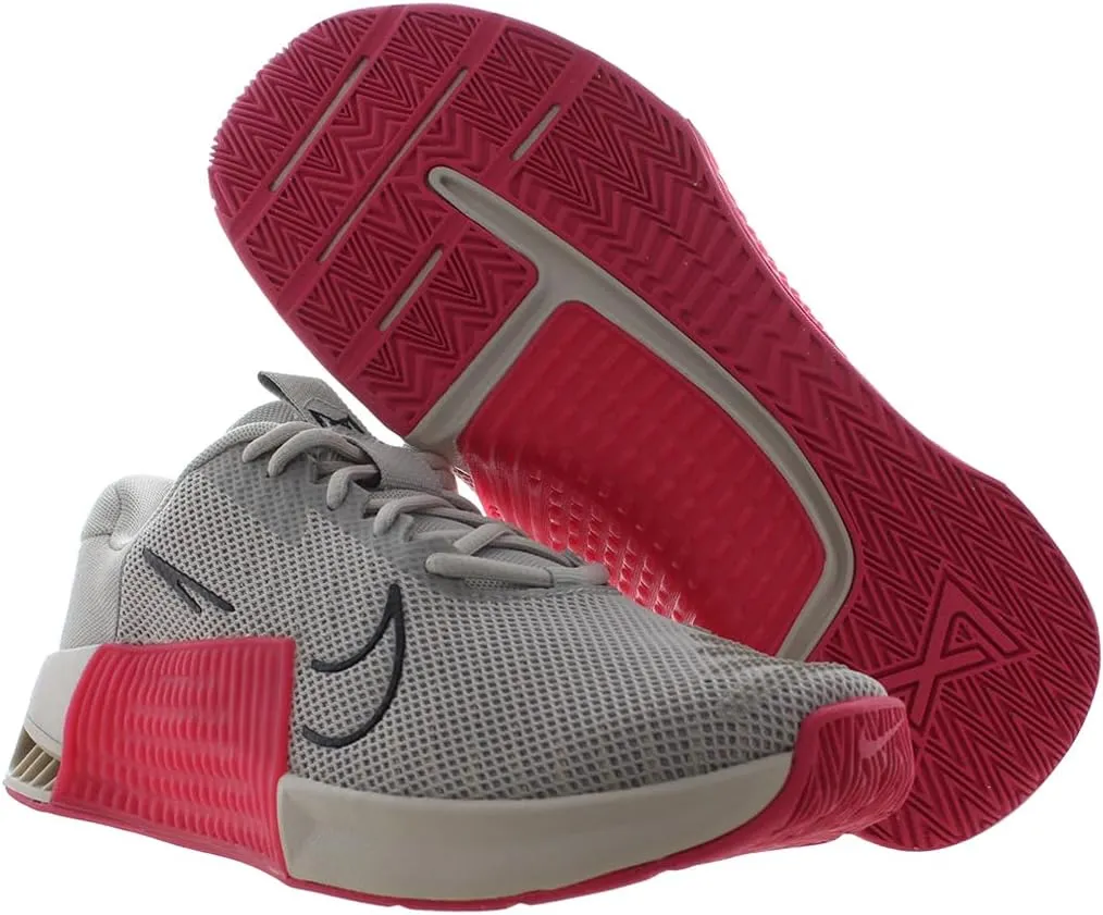 Nike Women's Low-Top Sneakers