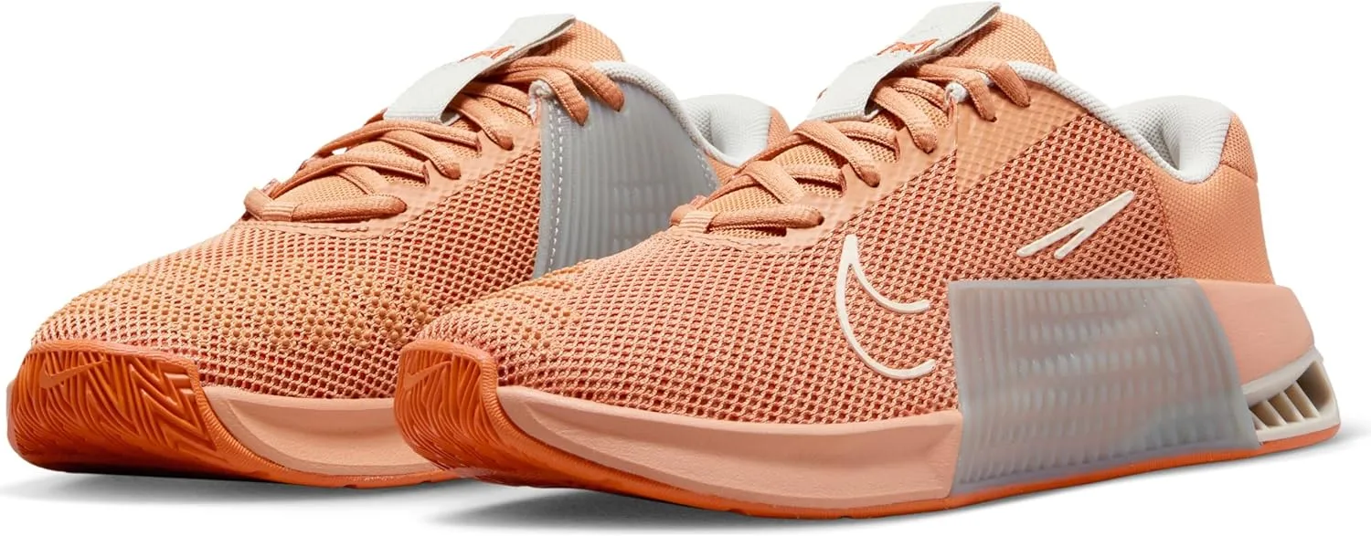 Nike Women's Low-Top Sneakers