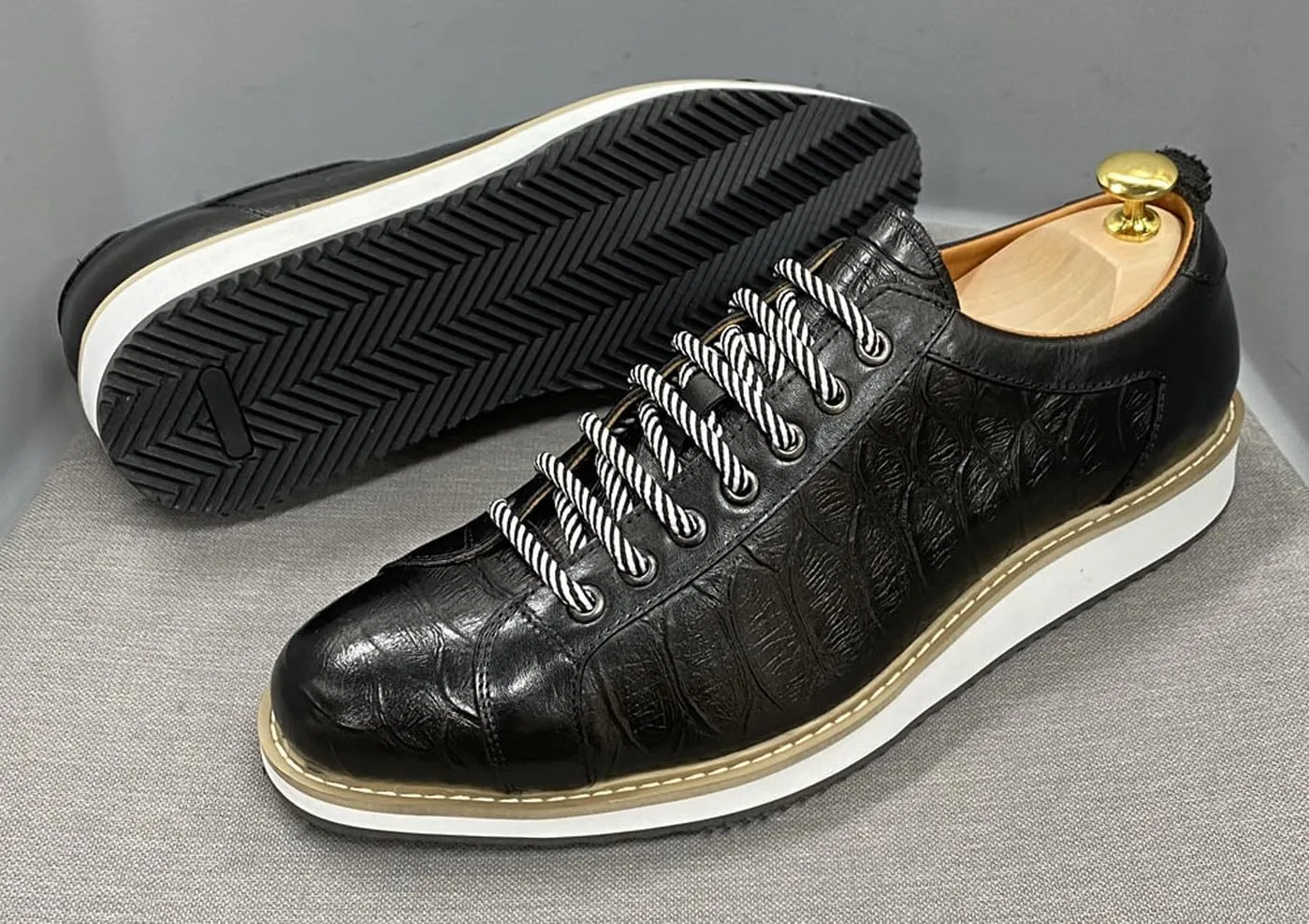 Santimon Mens Shoes Fashion Casual Sneakers for Men Comfort Walking Shoes Modern Breathable Genunie Leather Flat Sneaker Crocodile Embossed Derby