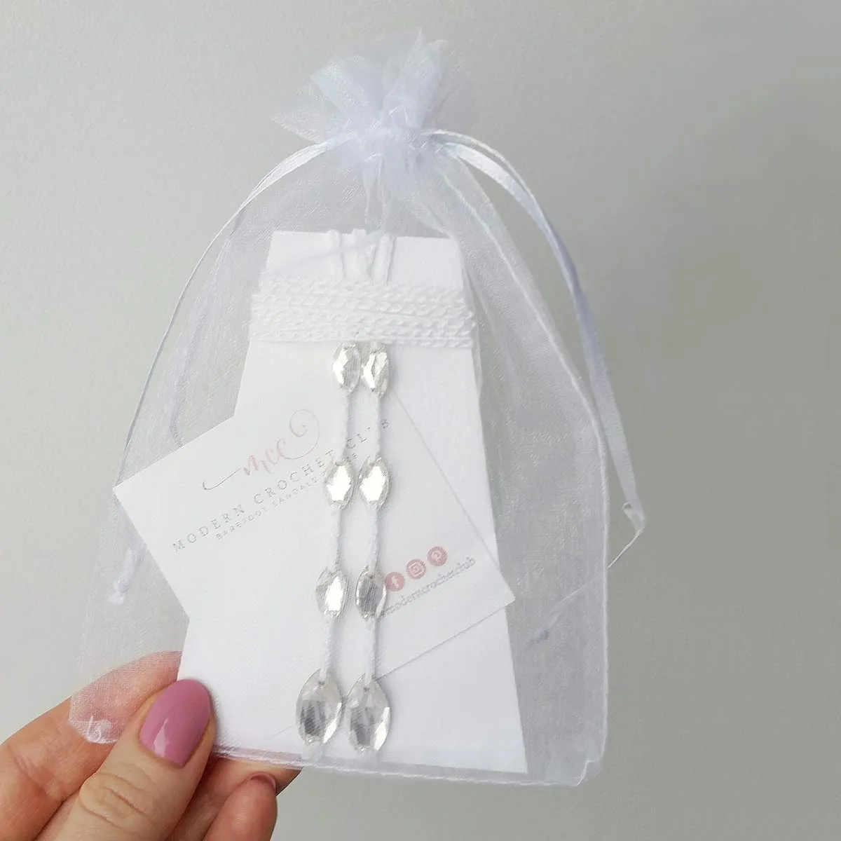 Simple Women Barefoot Sandals, Comfy Foot Jewelry with Luxury Crystals, Boho Beach Wedding Shoes Alternative, Minimalistic Summer Outfit, Fool Lover Gift (Ivory & Crystal)