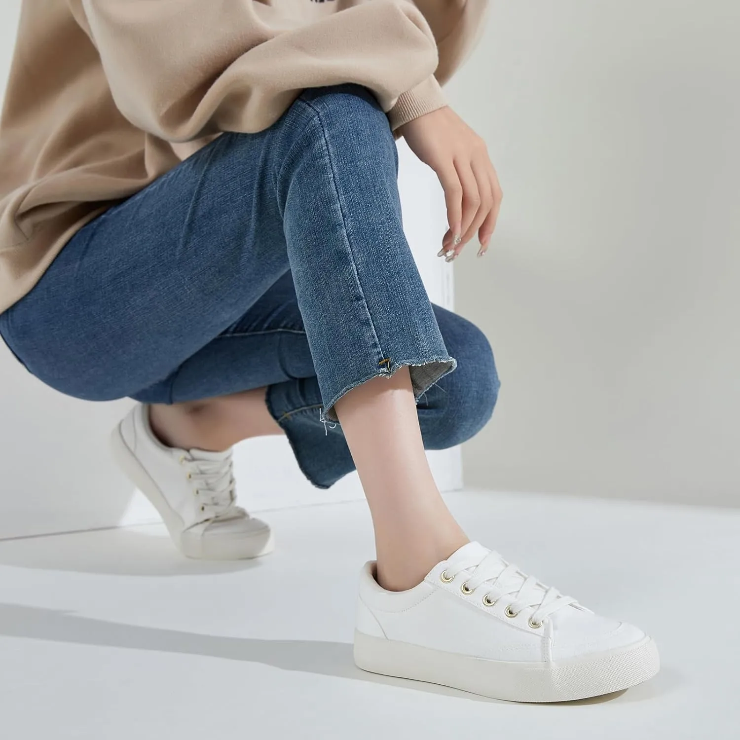 Witwatia Canvas Sneakers for Women Low Top Canvas Shoes Ladies Lace-Up Fashion Sneakers White Tennis Shoes Comfort Casual Walking Shoes for Girls