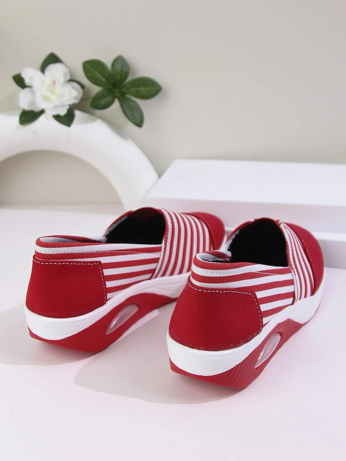 Women's Comfort Striped Slip-On Sneakers, Round Toe Low Top All-Season Comfort Loafer, Classic Casual Washable Shoes