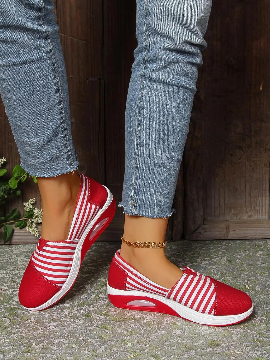 Women's Comfort Striped Slip-On Sneakers, Round Toe Low Top All-Season Comfort Loafer, Classic Casual Washable Shoes