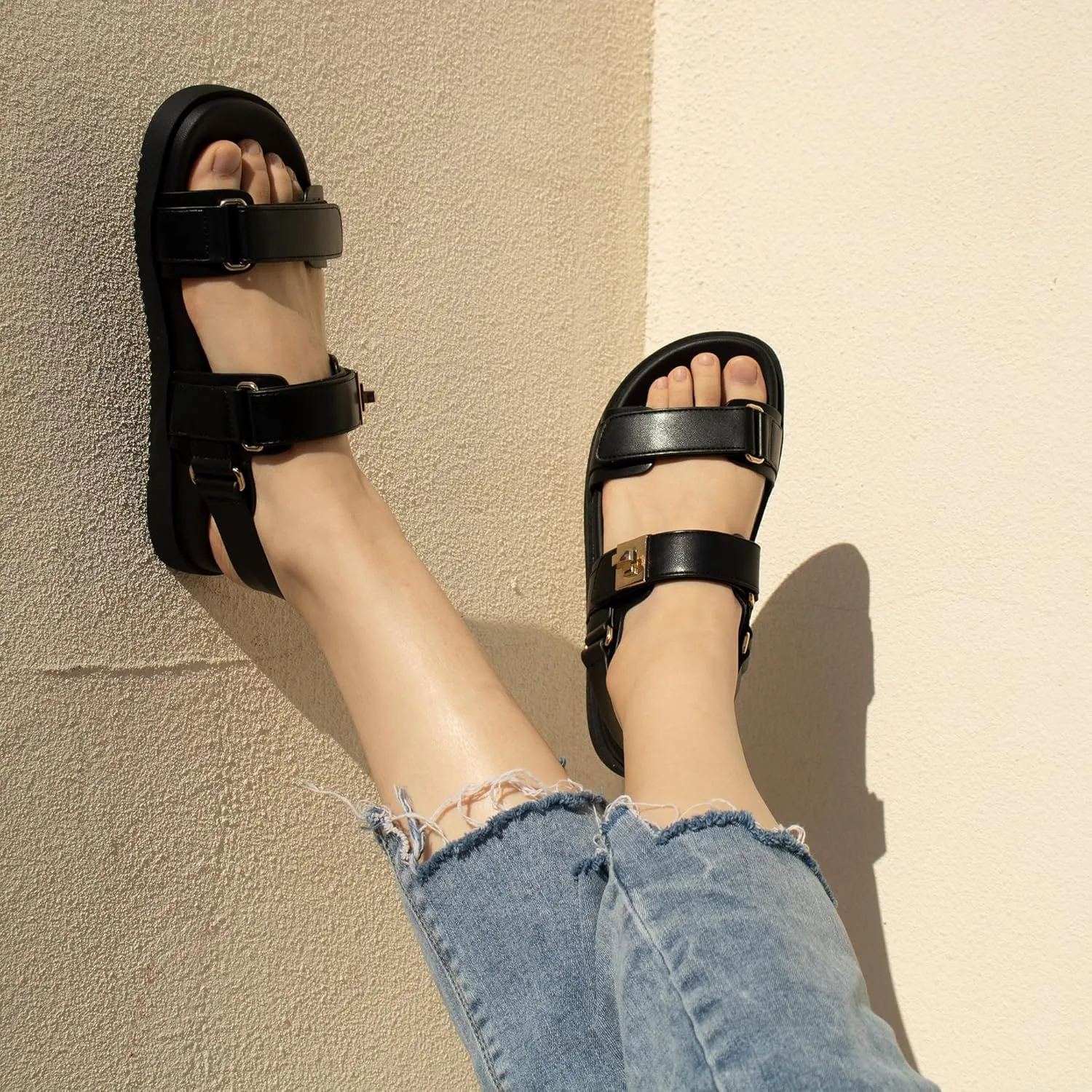 Women's Flat Sandals Adjustable Double Strap Slide Sandals Open Toe Slip on Shoes Resistant Leather Footbed Comfort Sandals Dressy for Summer Beach Vacation