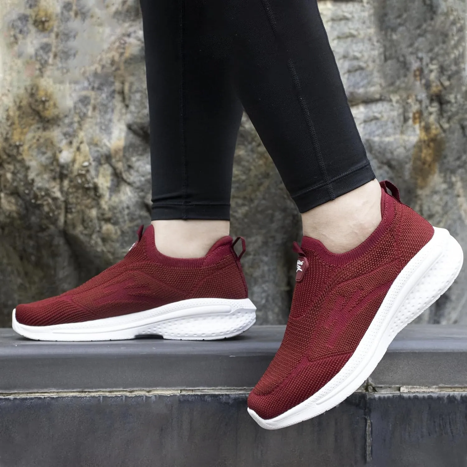 Women's Walking Shoes Lightweight Comfort Workout Casual Non Slip Fashion Sneakers